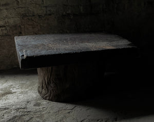 ANTIQUE LOW COFFEE TABLE